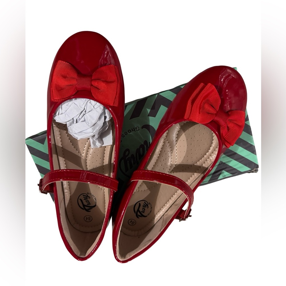Red Girl’s Shoes with Bow